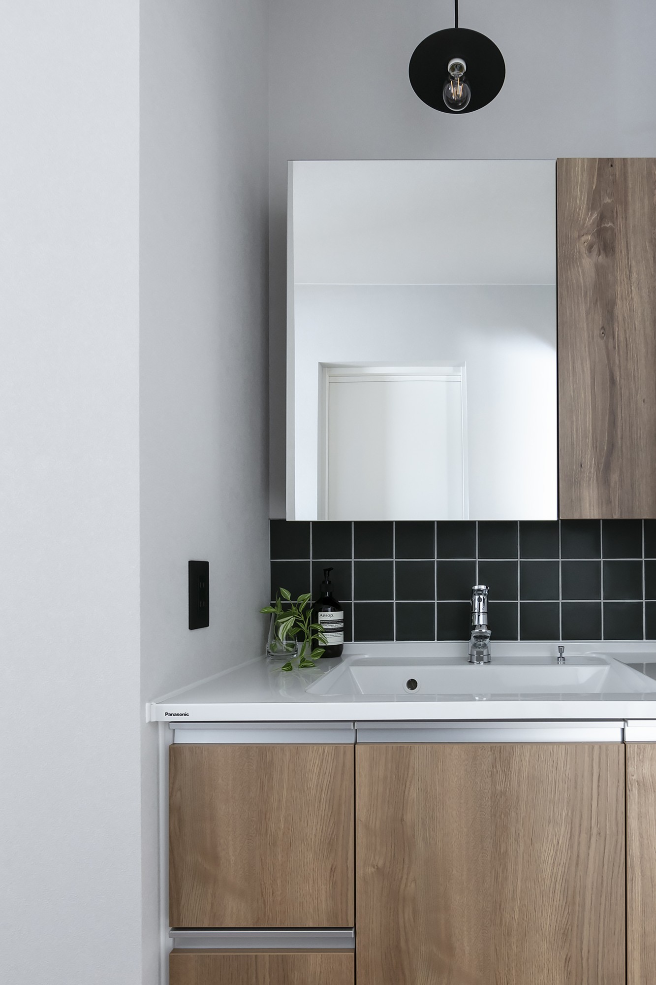 独立型の洗面ルーム -  -  - 