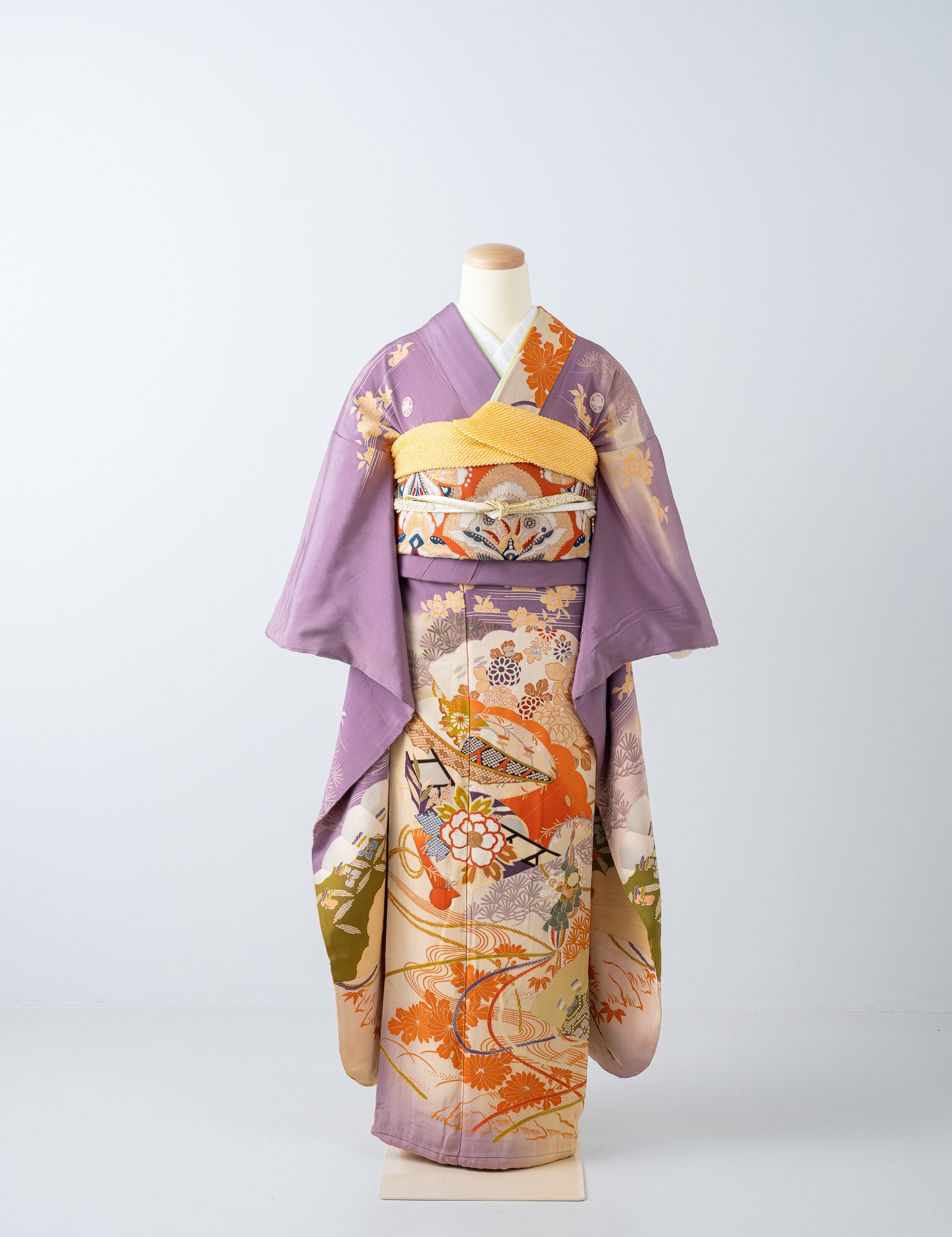 扇［F-PL001］ - 扇流しと御所車の文様の振袖