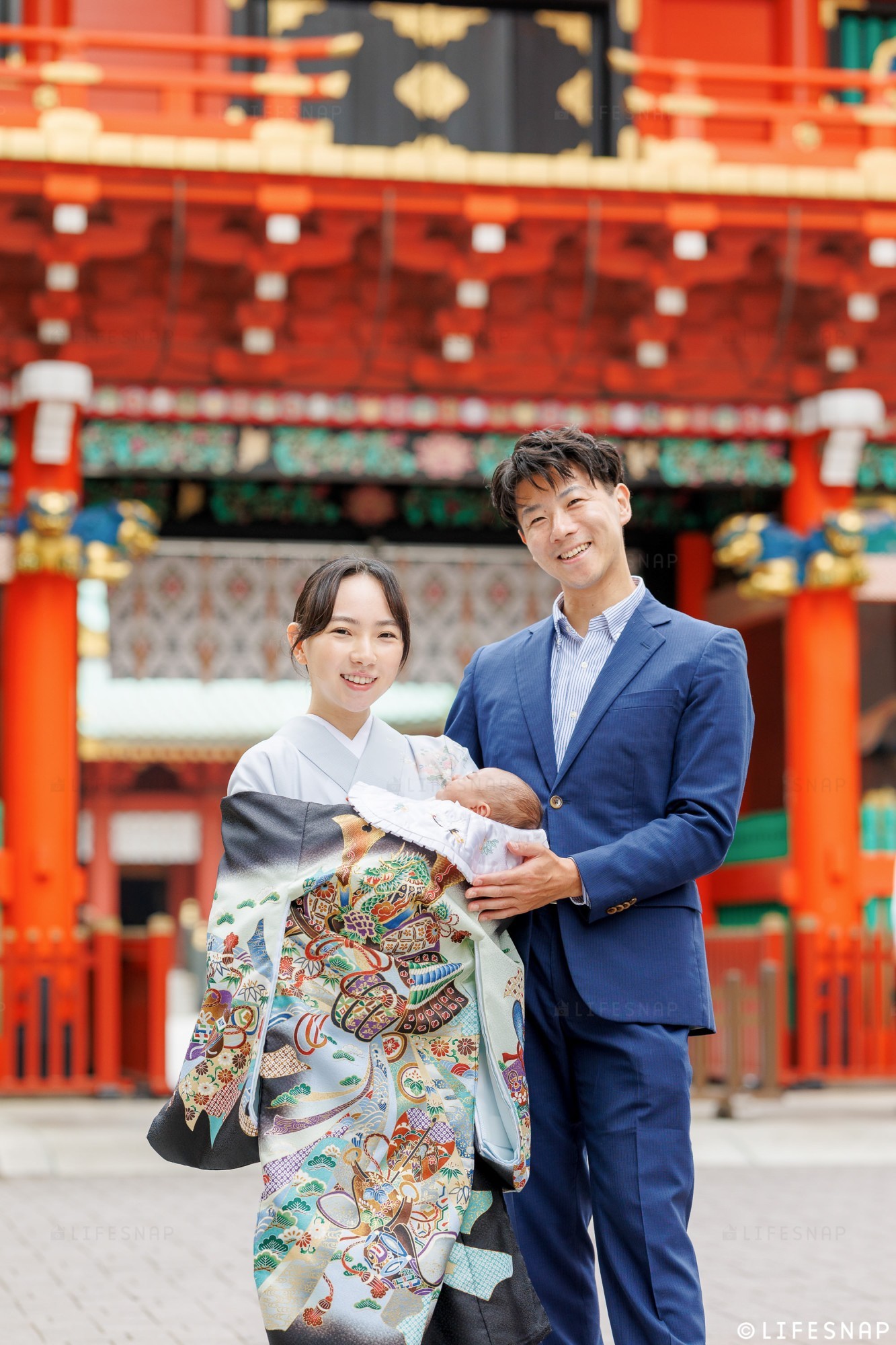 【2ロケーションコース】神社とお食い初め、2か所で撮影 | LIFESNAPのお宮参りの写真 3