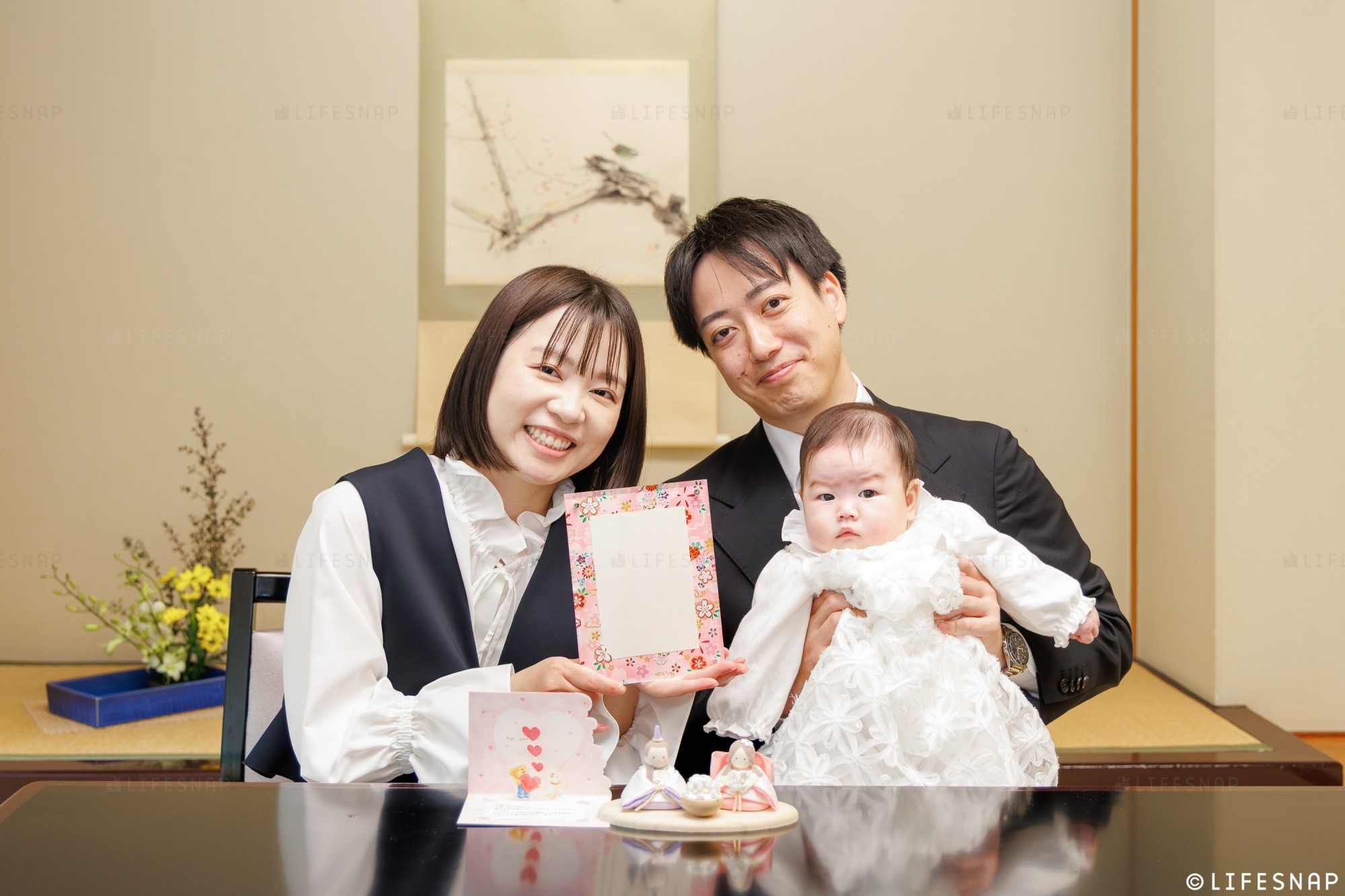 【2ロケーションコース】神社とお食い初め、2か所で撮影 | LIFESNAPのお宮参りの写真 1