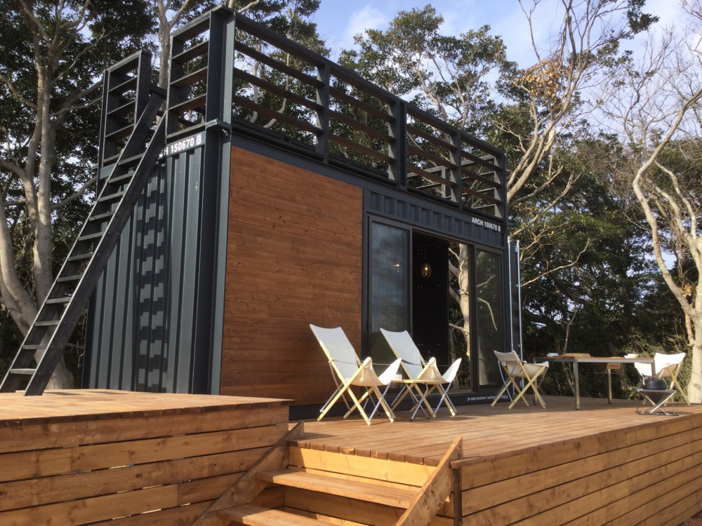 オーダーメイドコンテナハウス （倉庫、事務所、カフェ、仮設住宅、別荘、コテージ、グランピング等）　ご希望にお応えします。 グランピング「なめがたファーマーズビレッジ」／茨城県行方市｜施工