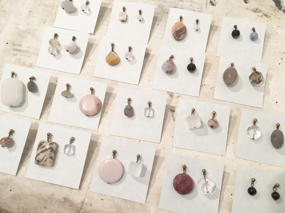 stone accessories