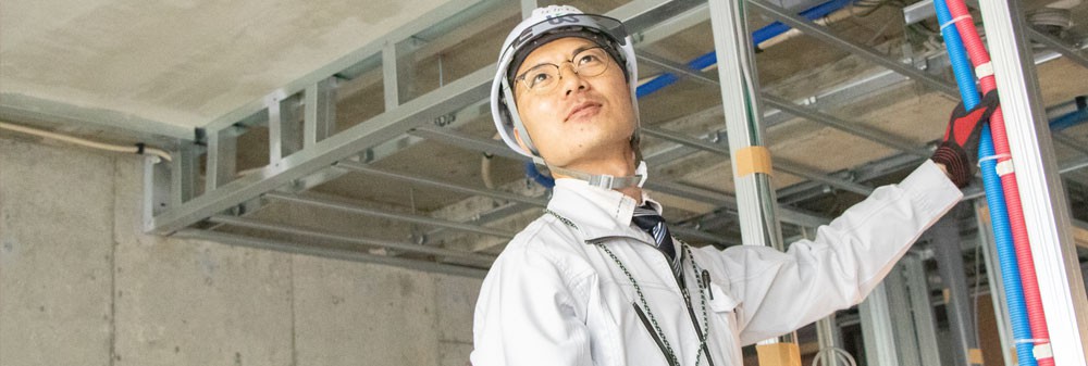 恒栄工業を選んだ理由 - 元々関東で仕事をしていて、Ｕターンで地元の企業を探していました。社長とお話しさせていただいた中で、今までの経験を活かし自分らしく働くことができ、恒栄工業と一緒に成長・発展できる環境があると感じたためです。 -  - 