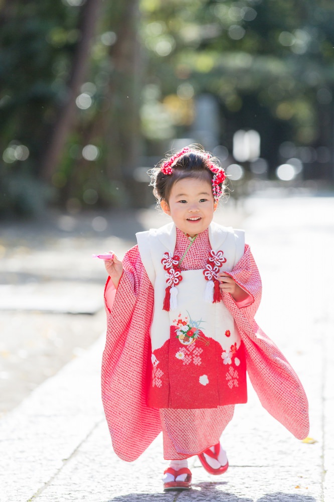  - ママからご褒美もらったよ！&nbsp;草履で上手に歩けています