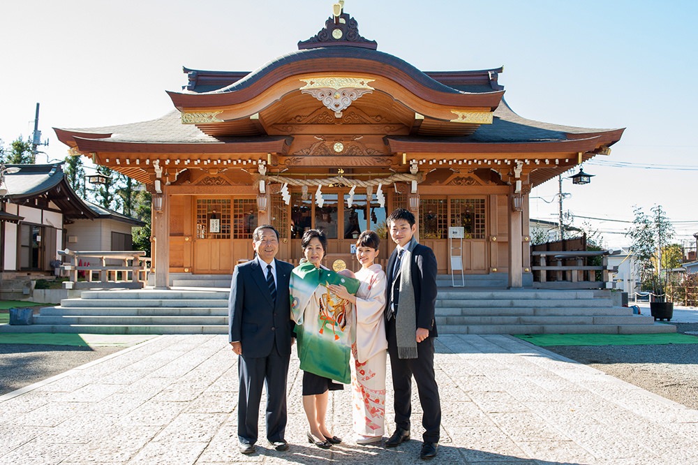  - 本殿の前で記念撮影&nbsp;お天気にも　大変恵まれました