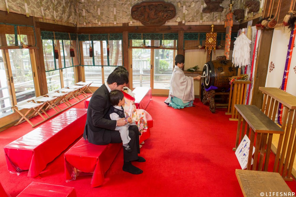 - 今回は神社様のご配慮で、ご祈祷の様子も撮影させていただくことができました - -