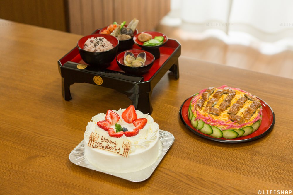 - とてもすてきなお食い初めのお料理は、なんと手作り! - -