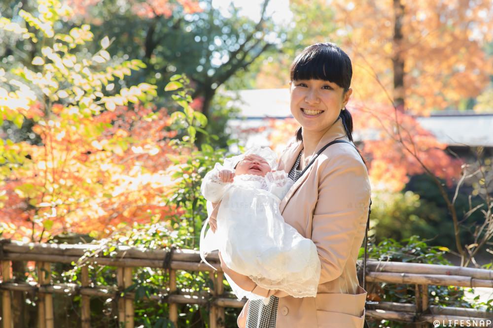  - ママとのツーショットでは、かわいい泣き顔もみせてくれました -  - 