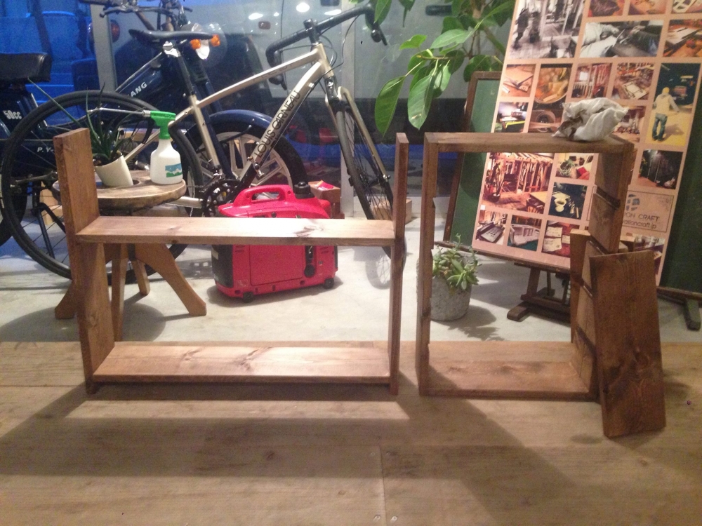 賃貸用にオープン棚の制作。事務所でＤＩＹ。
