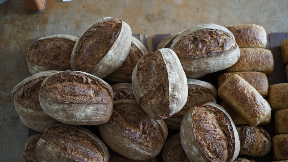 シュトレン と パン のセット　